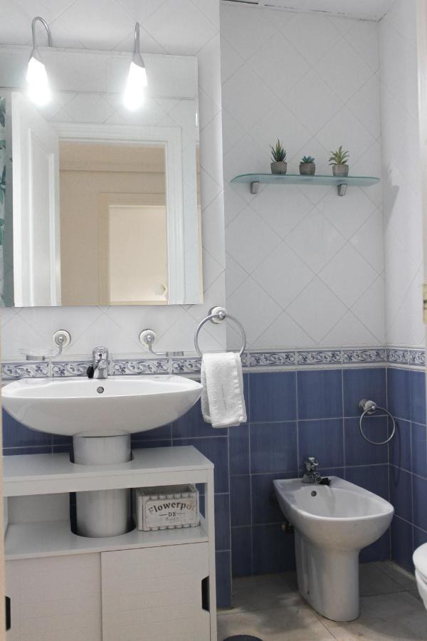 Monkeys Apartments Lumbreras Deluxe Sevilla Kültér fotó