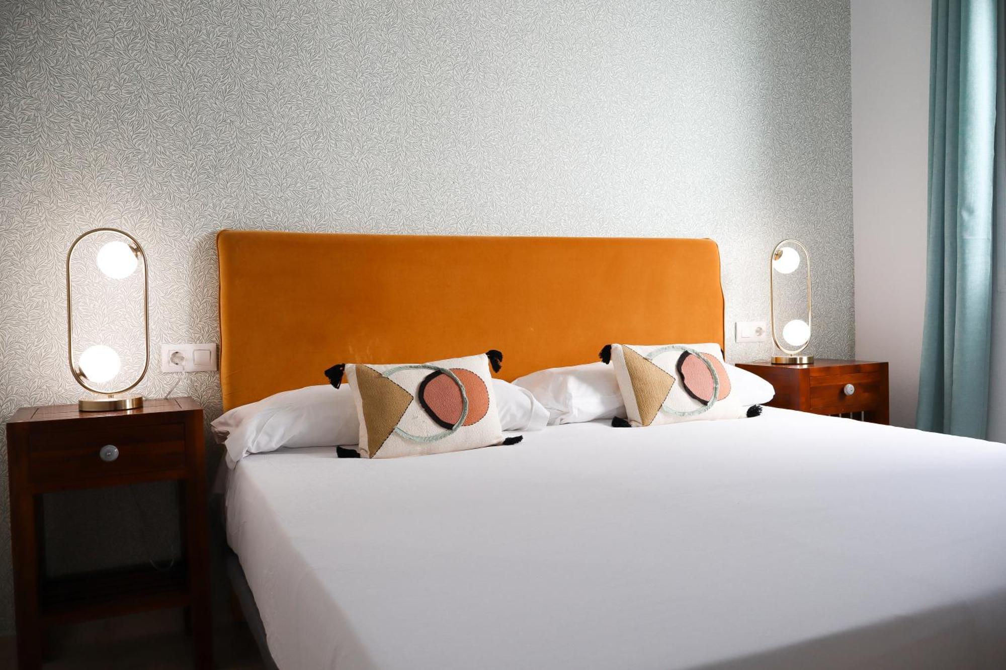 Monkeys Apartments Lumbreras Deluxe Sevilla Kültér fotó